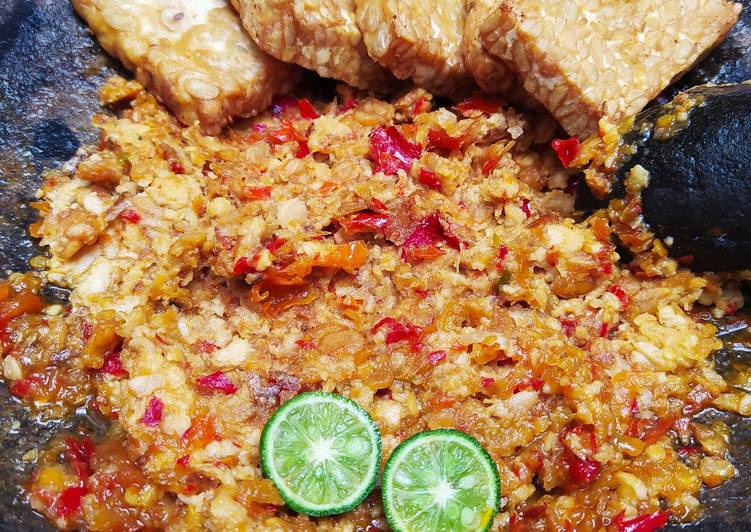 Resep Tempe Penyet Sambal Kencur Anti Gagal