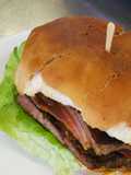 Chivito uruguayo especial