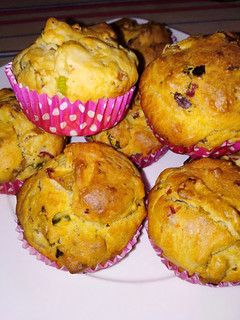 Una foto de Muffins de verdeo y panceta