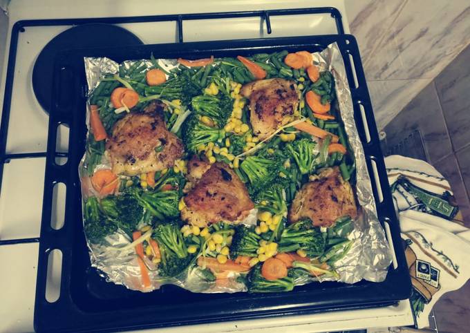 Oven baked chicken and veggez