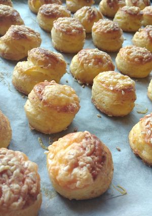 Omlós puha túrós pogácsa recept fotója