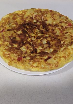 Una foto de Tortilla de patatas con hortalizas
