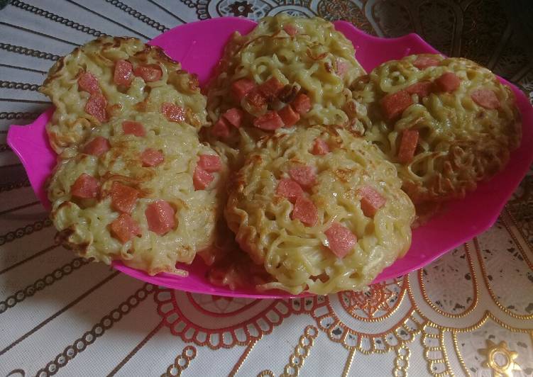 Resep Martabak mie telor sosis Anti Gagal