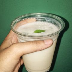 A picture of Mint-Yogurt Smoothie.