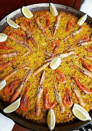 Una foto de Paella marisco