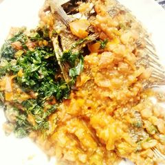 A picture of Deep fried Whole fish with Kachumbari#Endofyearchalenge.