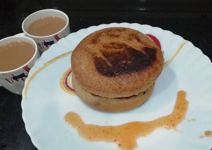 Whole Wheat Bran Burger with Aloo Tikki