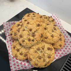 A picture of Chewy, soft cookies!.