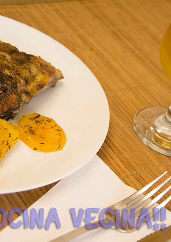 Una foto de Costillas al horno con patatas