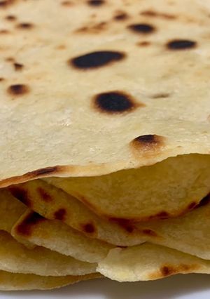 A picture of Mexican tortillas.