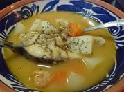 Una foto de caldillo sopa de pescado