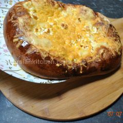 A picture of How to Make Easy Cheesy Bread نان پنیری.