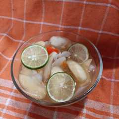 รูปของ Asinan buah salak & rambutan