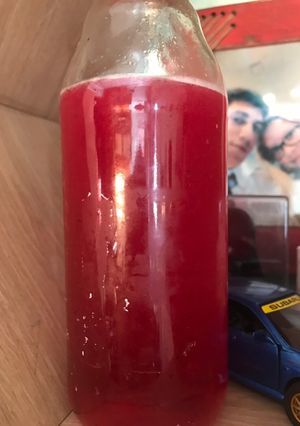 Una foto de Licor de frutos rojos