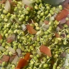 Sprouts bhel A picture of Sprouts bhel.