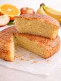 Bizcocho de plátano, naranja y manzana