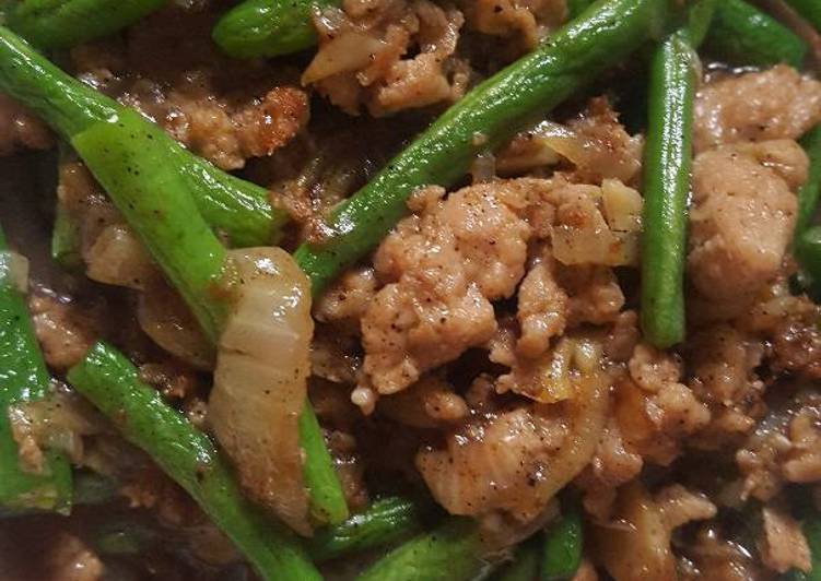 Bagaimana meracik Buncis muda cah ayam blackpaper yang Lezat