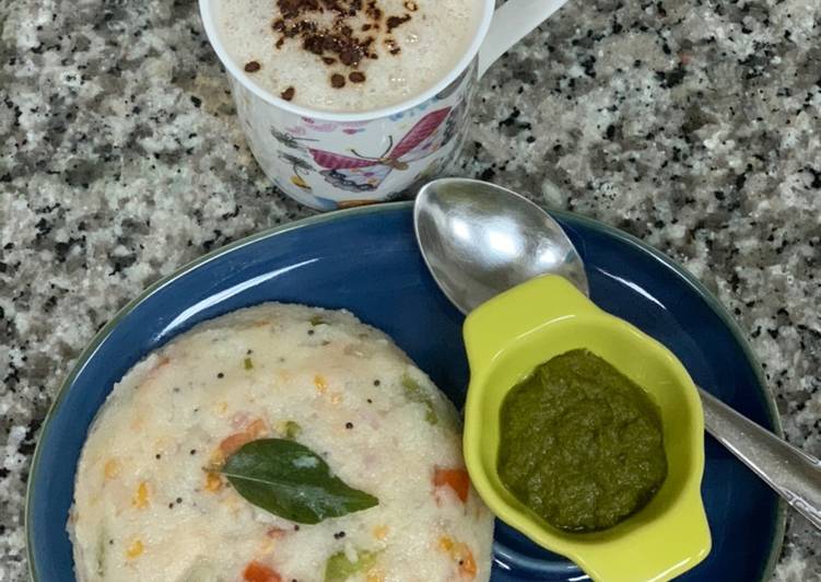 Veggie upma with mint chutney with coffee ☕️