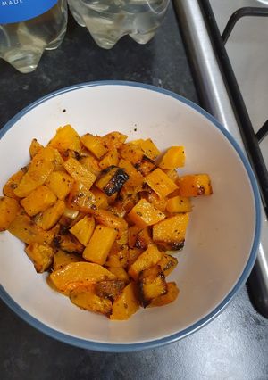 A picture of Maple and sage roasted squash.