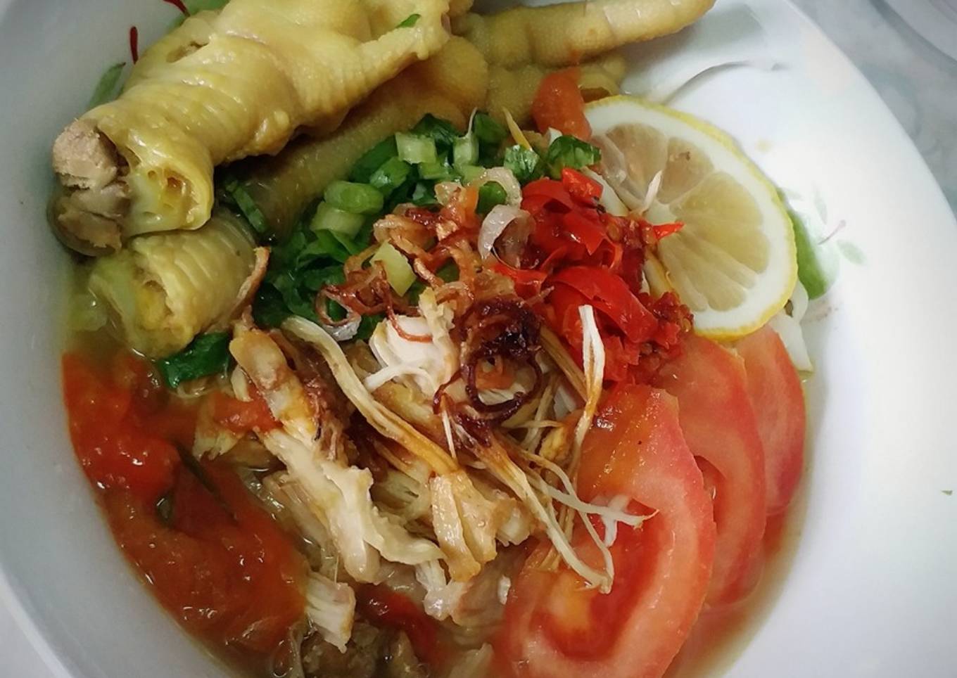 Soto ceker ayam bening