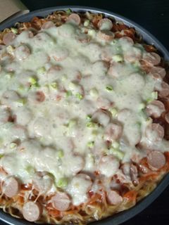 Foto resep Pizza mie mozarella