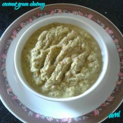 Coconut green chutney A picture of Coconut green chutney.
