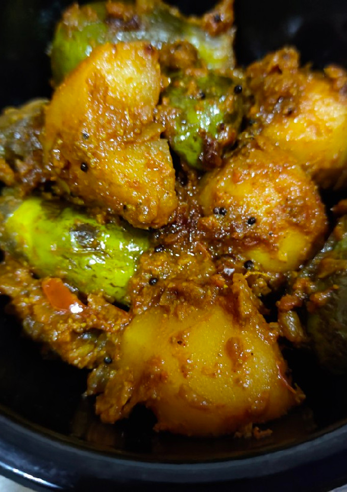 મસાલા રીંગણ (Masala Ringan Recipe in Gujarati) રેસીપી મુખ્ય ફોટો