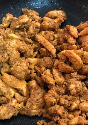 A picture of Tandoori chicken Filling.