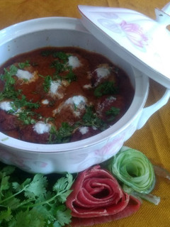 A picture of Mughlai malai kofta.