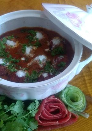 A picture of Mughlai malai kofta.