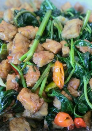 Foto resep Tumis tempe kangkung