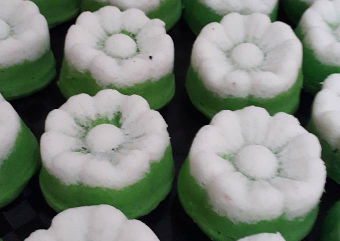 Kue Putu Ayu ginuk-ginuk