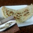 خبز الطاسة محشي سكر وقرفة و فواكه مسكرة