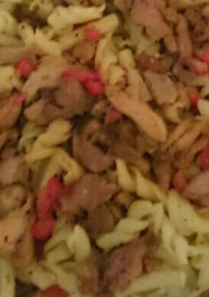Zöldséges húsos tészta recept fotója