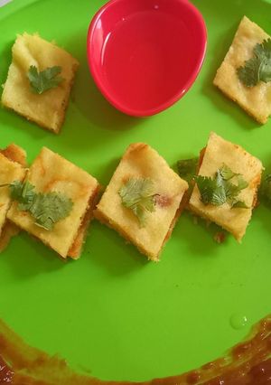 લસણીયા ઢોકળા (Lasaniya Dhokla Recipe In Gujarati) રેસીપી મુખ્ય ફોટો