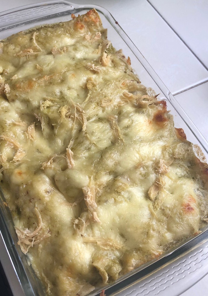 Una foto de Enchiladas suizas