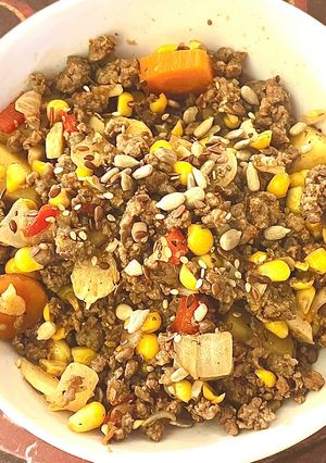 Una foto de Carne con vegetales ✨