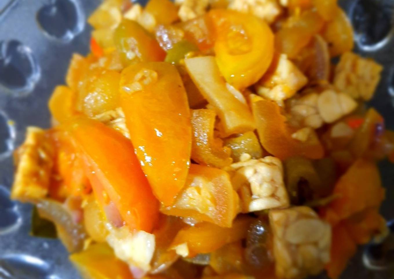 Tumis kulit sapi,tempe dan tomat