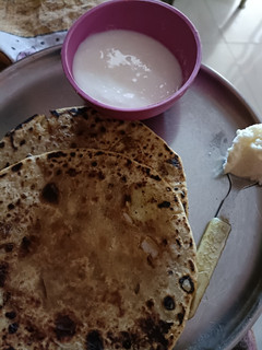 आलू प्याज़ का पराठा (aloo pyaz ka paratha recipe in Hindi) रेसिपी मुख्य फोटो