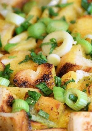 A picture of Egg Bread Cubes.