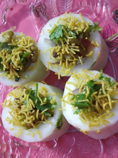 A picture of Cucumber bhel chat.
