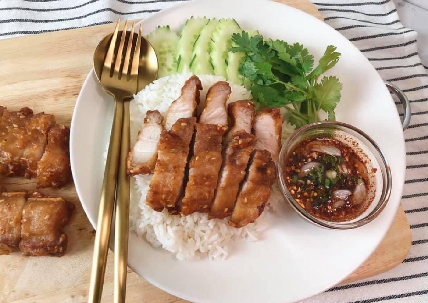 Easy Jim Jayu named crispy pork belly recipe • Thai Style | Chef of Thai cuisine: