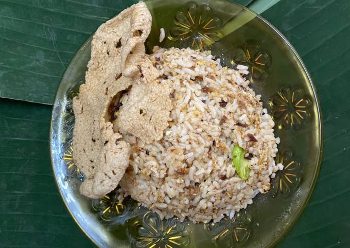Nasi goreng sambal hitam