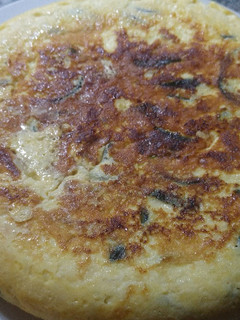 Una foto de Tortilla de calabacín con philadelphia