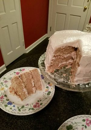 A picture of Strawberry Cake.