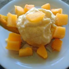 A picture of MuskMelon Icecream.