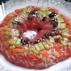 A picture of Tomato aspic salad.