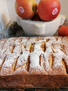 Foto di Torta melosa al profumo di limone