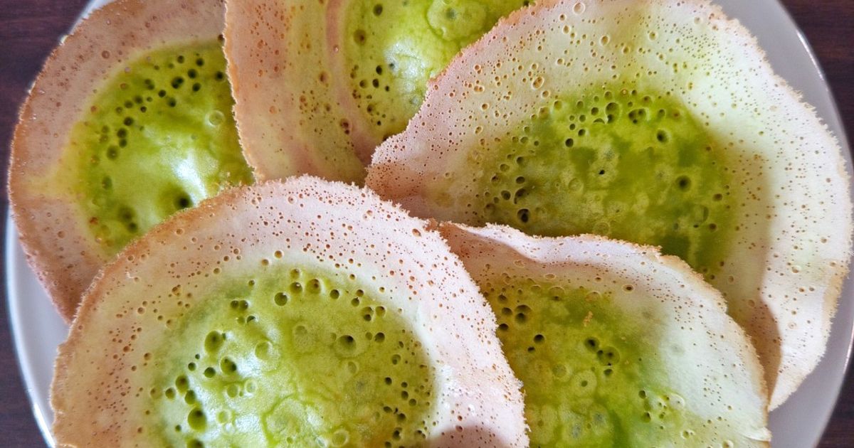 Kue Ape (dengan telur)