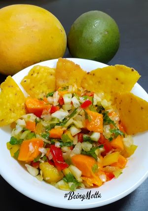 A picture of Mango Salsa.